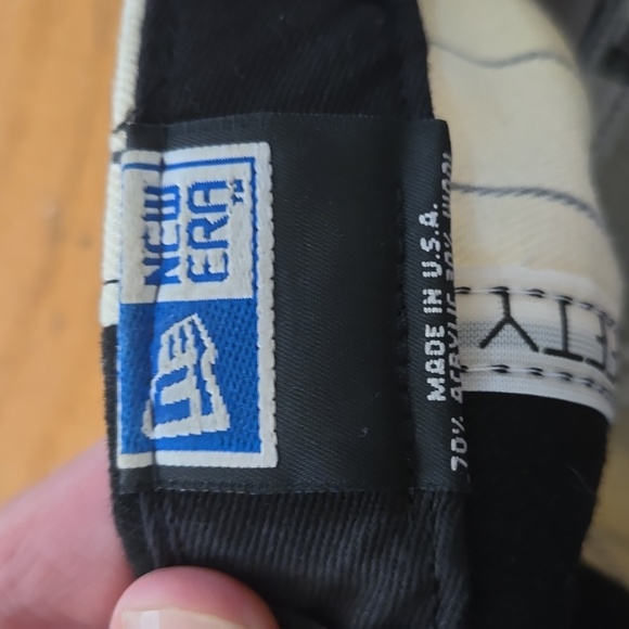 NWT NEW ERA New York Yankees Fitted Hat Cap Size 7 - Picture 9 of 12